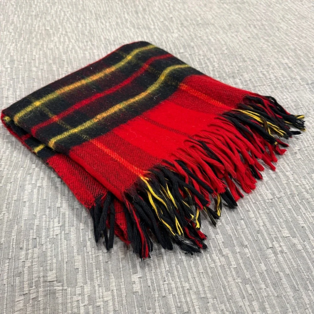 Vintage Wool Red Black‎ 52 x 52 Soft Warm Throw Blanket